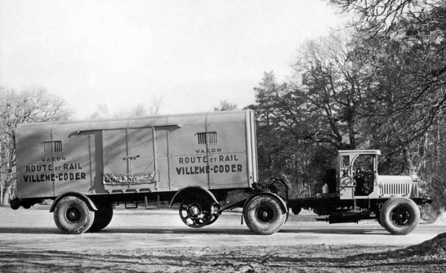  Willeme F 8 R 1935 года  (фото 2 из 2)